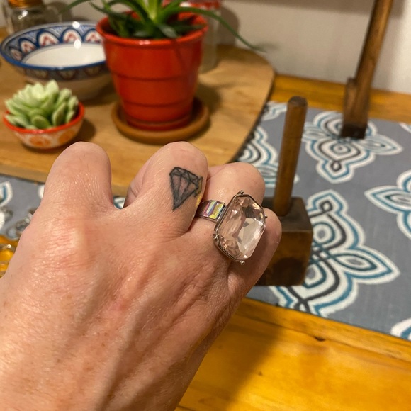 Guess ring - Picture 6 of 7